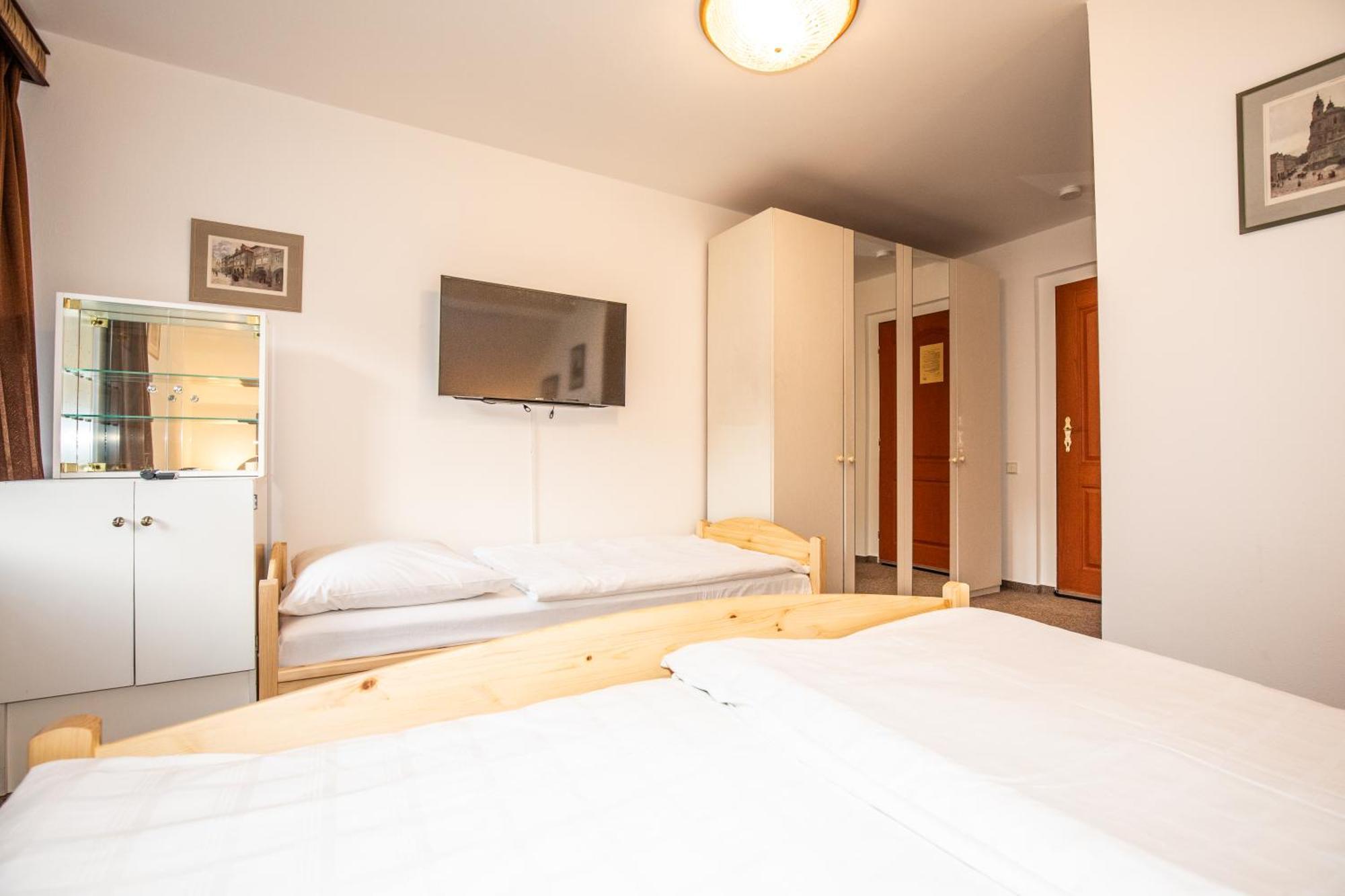 Resort U Jelena Křivoklát Chambre photo