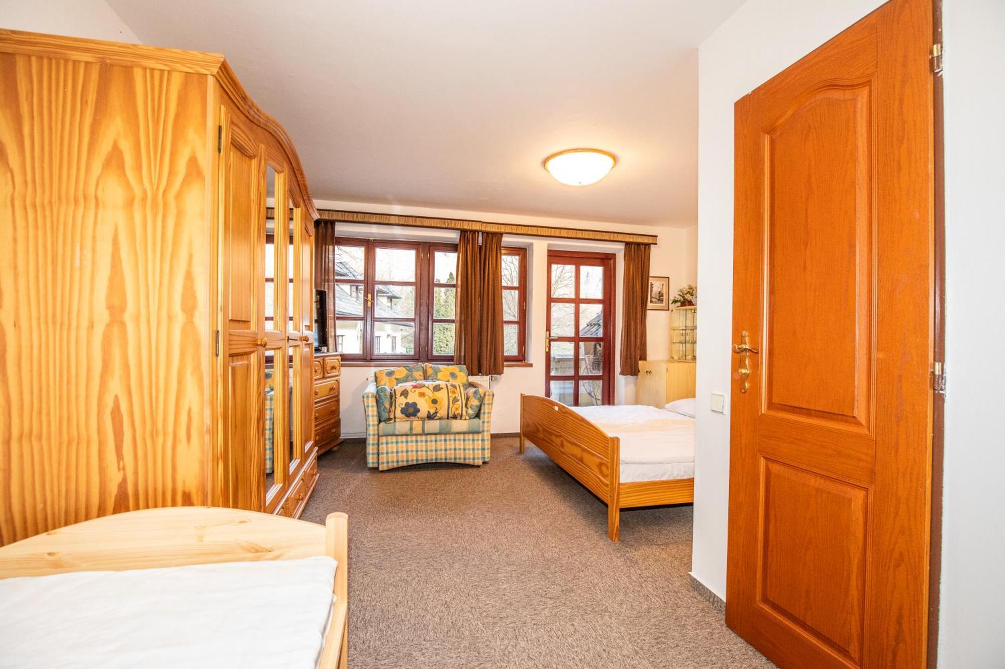 Resort U Jelena Křivoklát Chambre photo