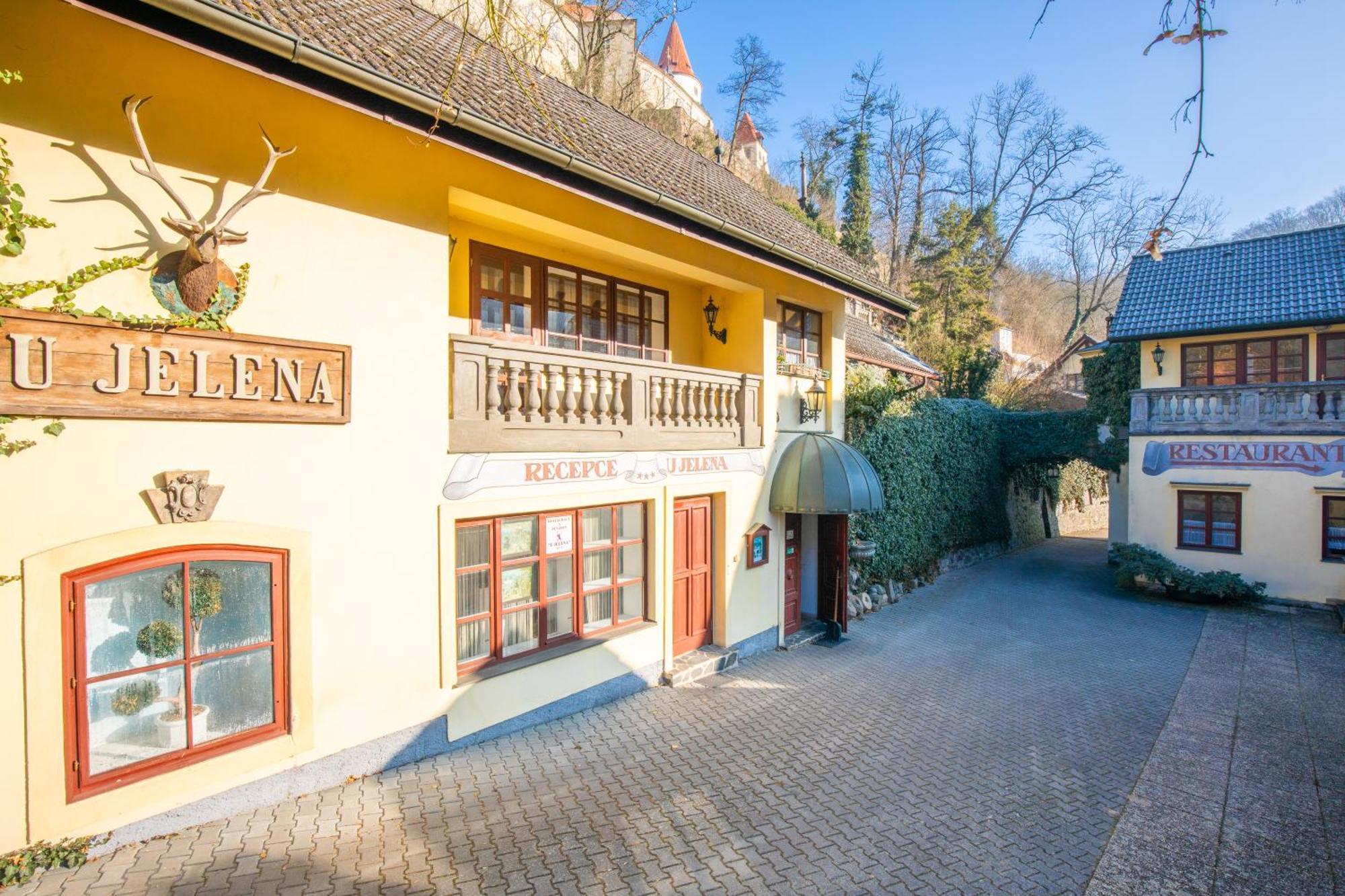 Resort U Jelena Křivoklát Extérieur photo